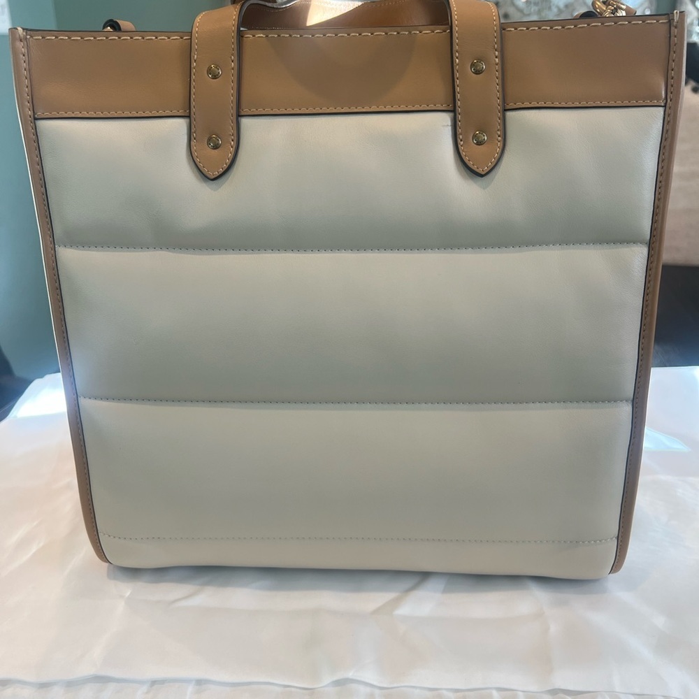 NWT Coach Quilted Large Field Tote - Picture 13 of 16